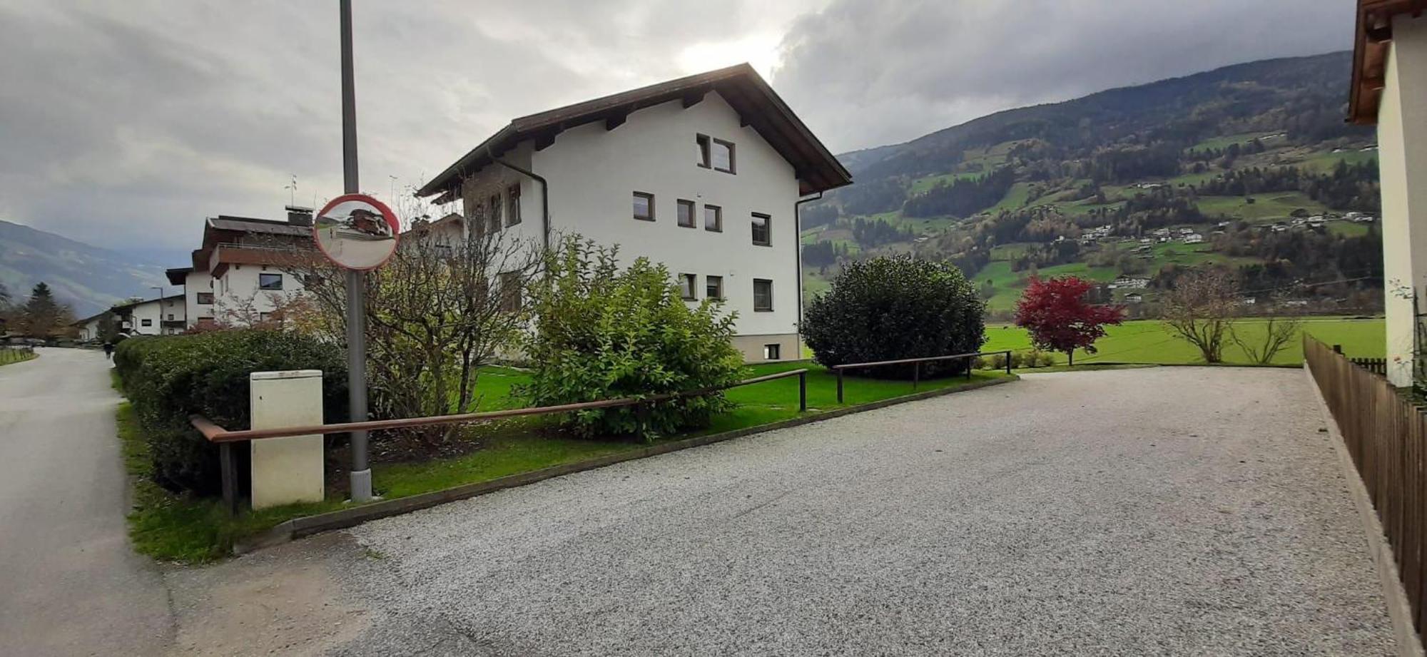 Apart Eno Stumm Exteriör bild